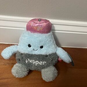 Bum BumzPepper Plush Toy - Light Blue & Gray with Pink Hat